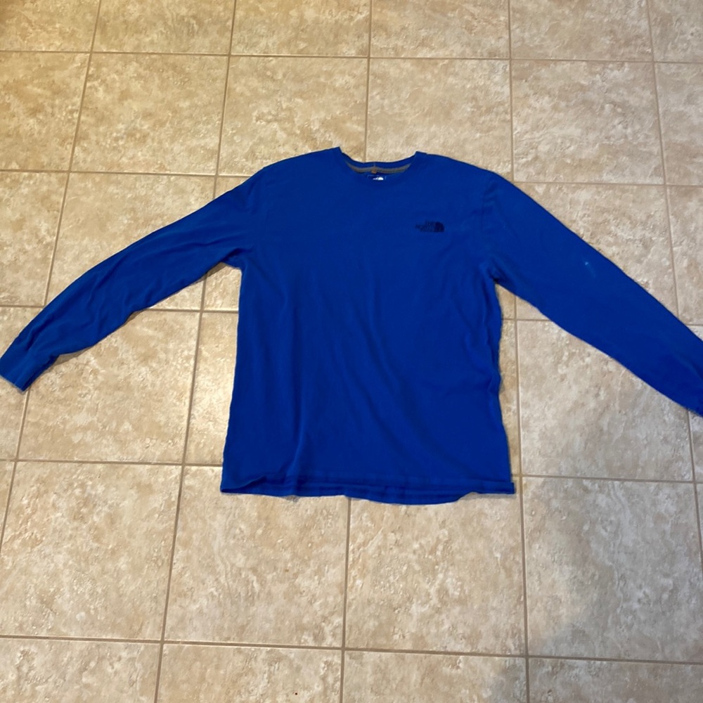 Blue long sleeve north face shirt